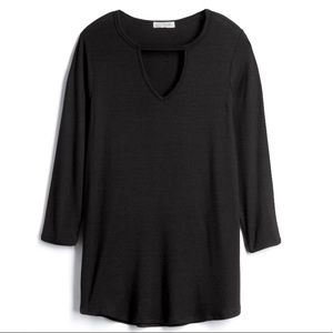 4 for $25 Nine Britton Dawson Knit Top Size Sm